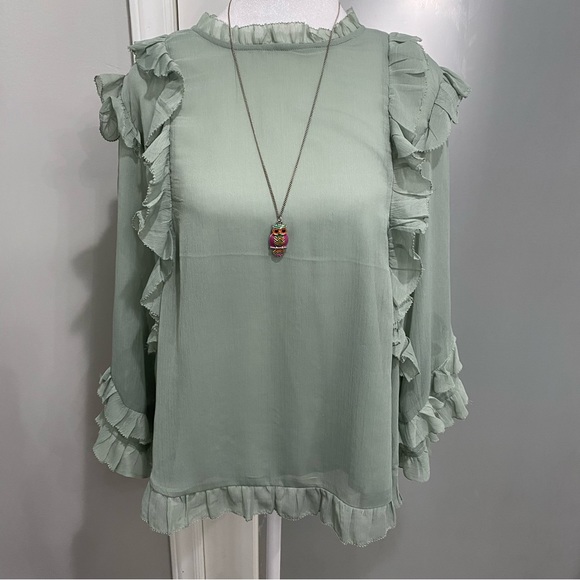 H&M Tops - H&M ruffles boho Green blouse  sleeves 3/4 Size 12